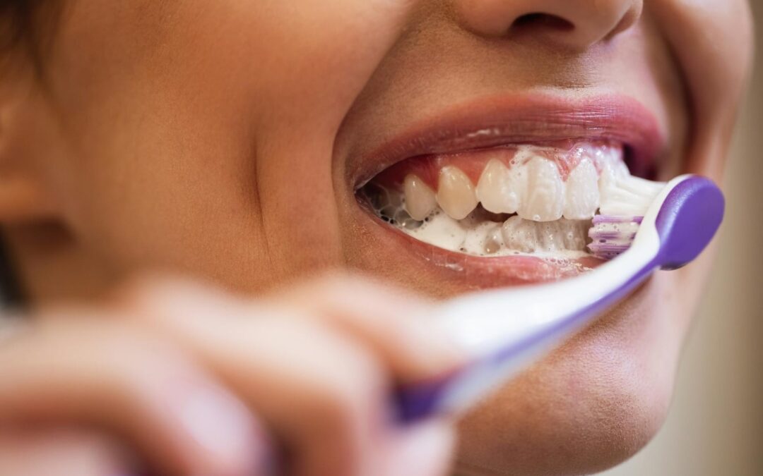 Fluoride for teeth, pros and cons